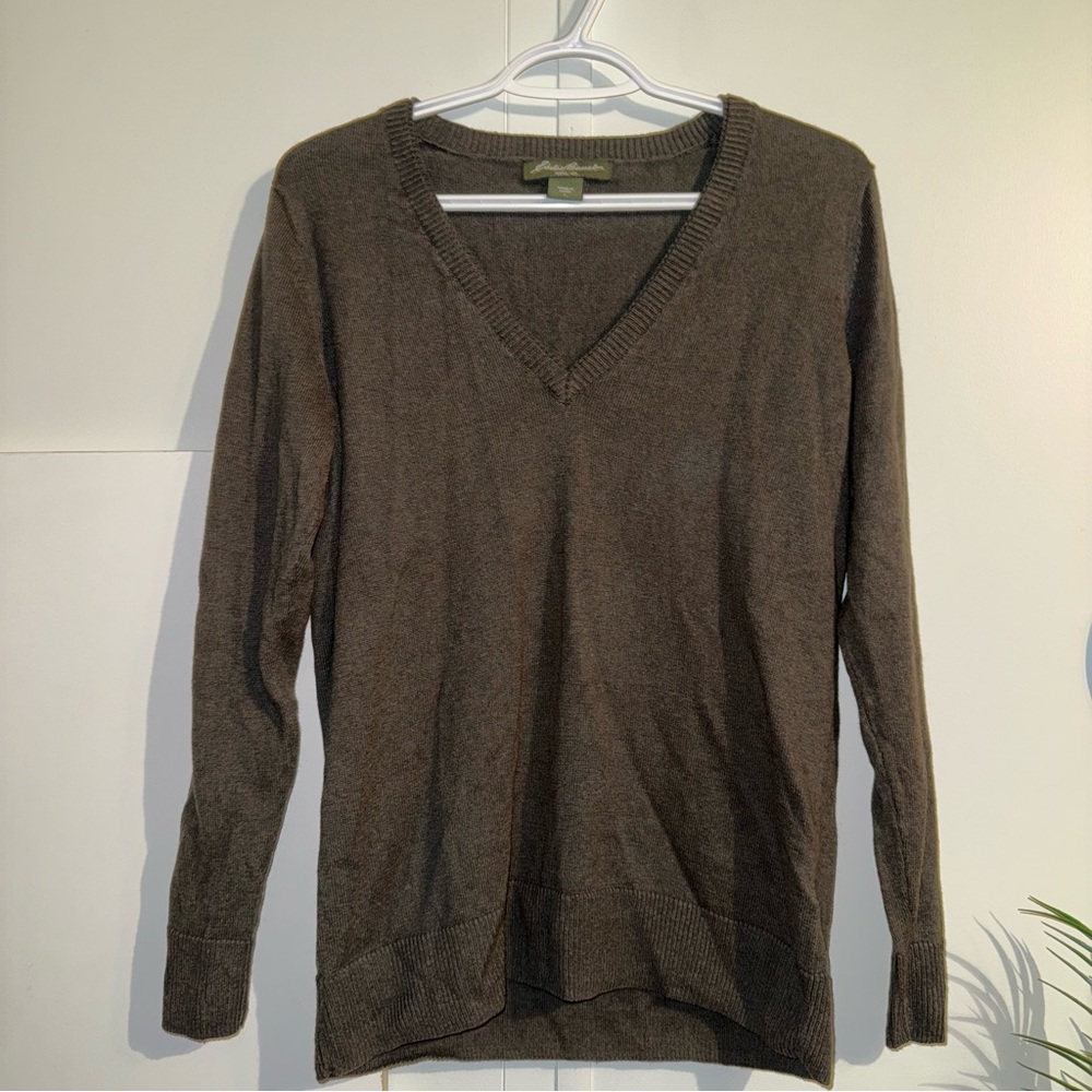 Eddie Bauer | Olive Green V-Neck Sweater